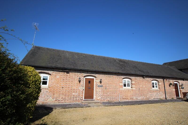 2 bed Barn Conversion for rent in Weston. From Bespoke Lettings
