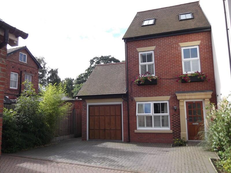 4 bed Town House for rent in Audlem. From Bespoke Lettings