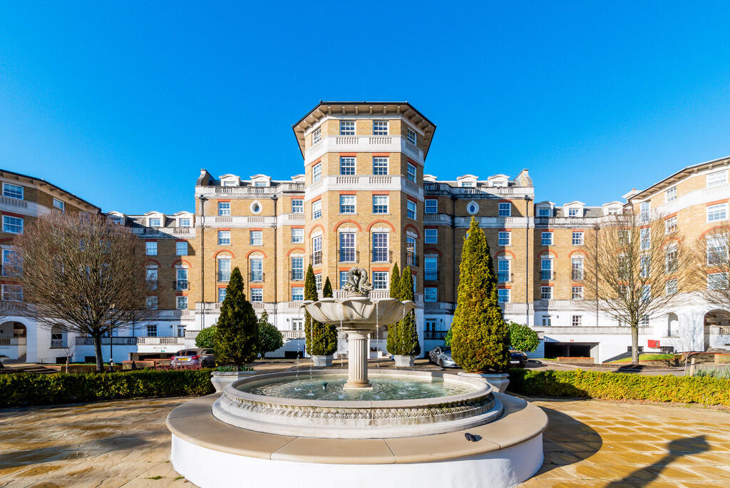 3 bed Apartment for rent in Wimbledon. From Winchester White - Wimbledon