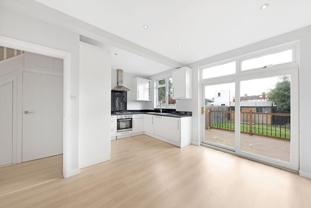 4 bed Detached for rent in Wimbledon. From Winchester White - Wimbledon