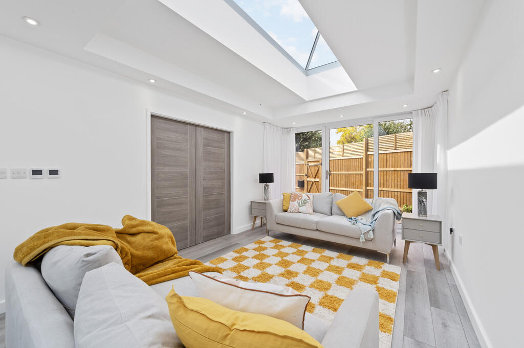 2 bed Detached for rent in Wimbledon. From Winchester White - Wimbledon