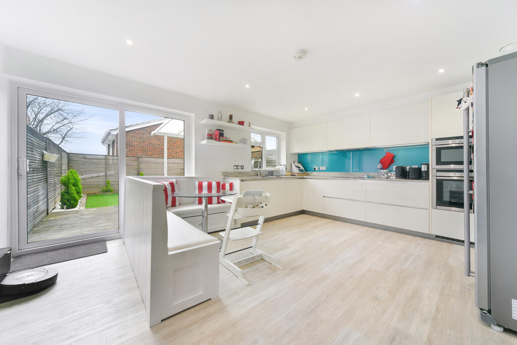 4 bed Detached for rent in Wimbledon. From Winchester White - Wimbledon
