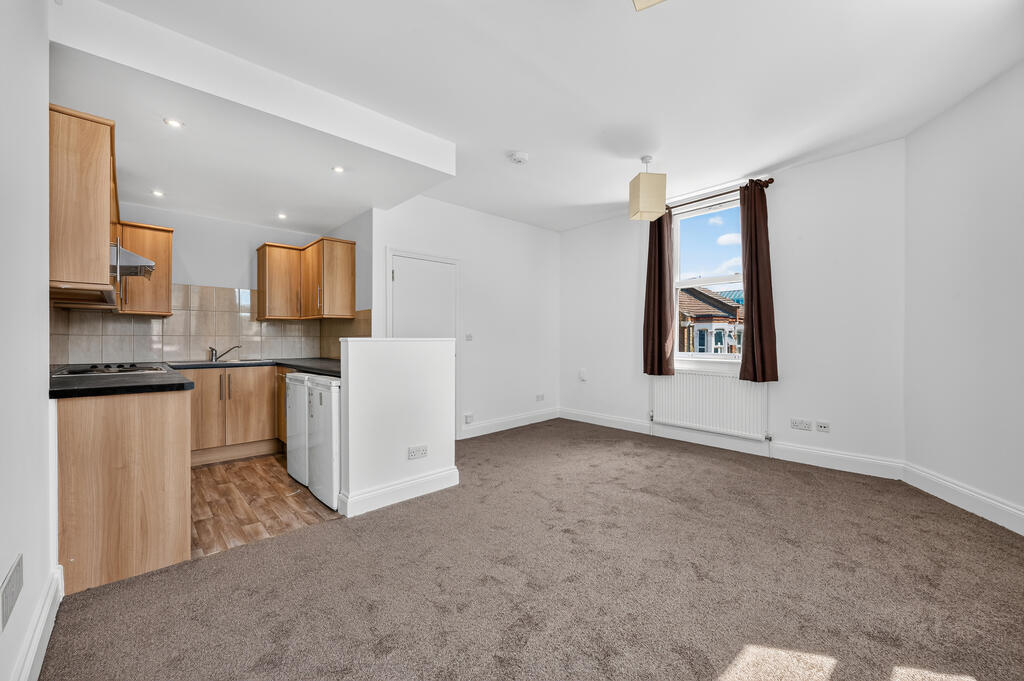 1 bed 1st Floor Flat for rent in Wimbledon. From Winchester White - Wimbledon