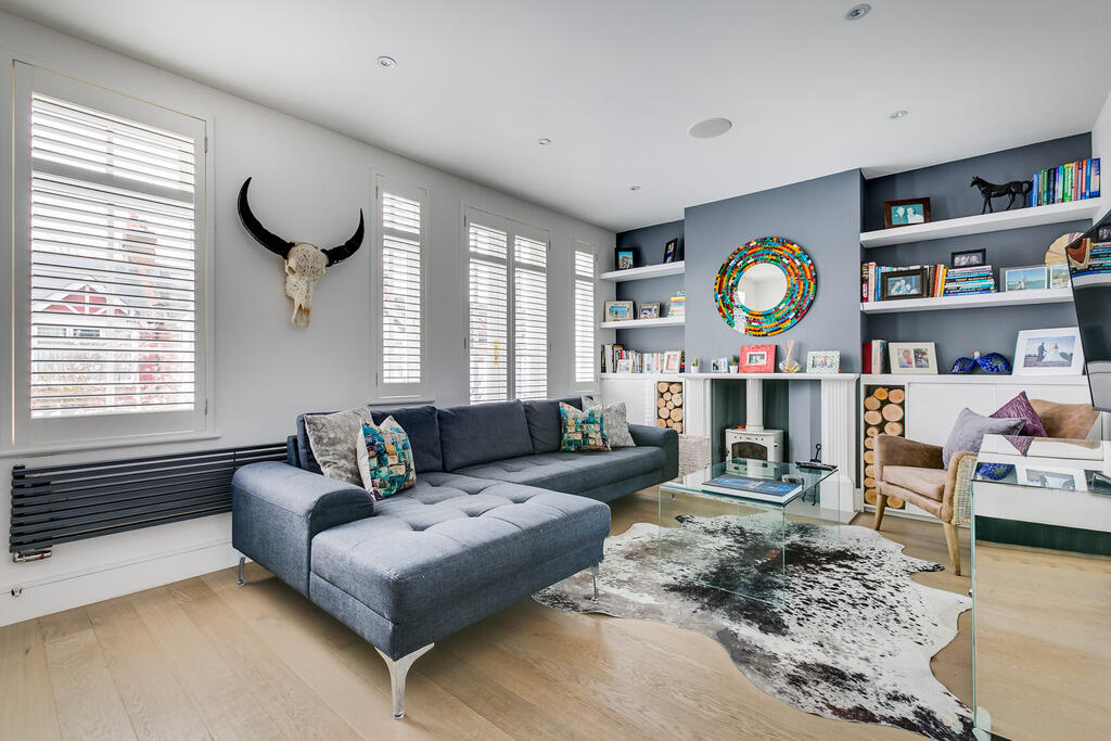 3 bed Annexe for rent in Wimbledon. From Winchester White - Wimbledon