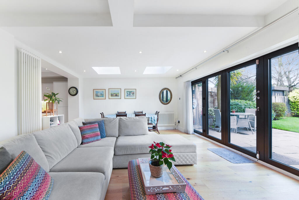 2 bed 1st Floor Flat for rent in Wandsworth. From Winchester White - Wimbledon