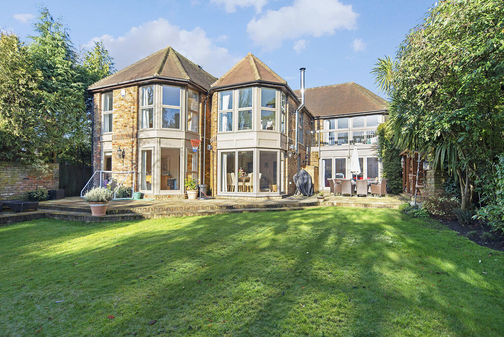 5 bed Detached for rent in Wimbledon. From Winchester White - Wimbledon