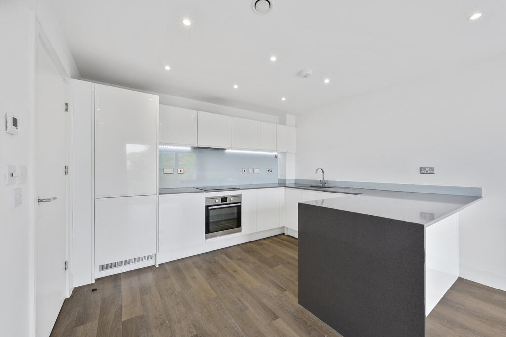 1 bed 1st Floor Flat for rent in Merton. From Winchester White - Wimbledon