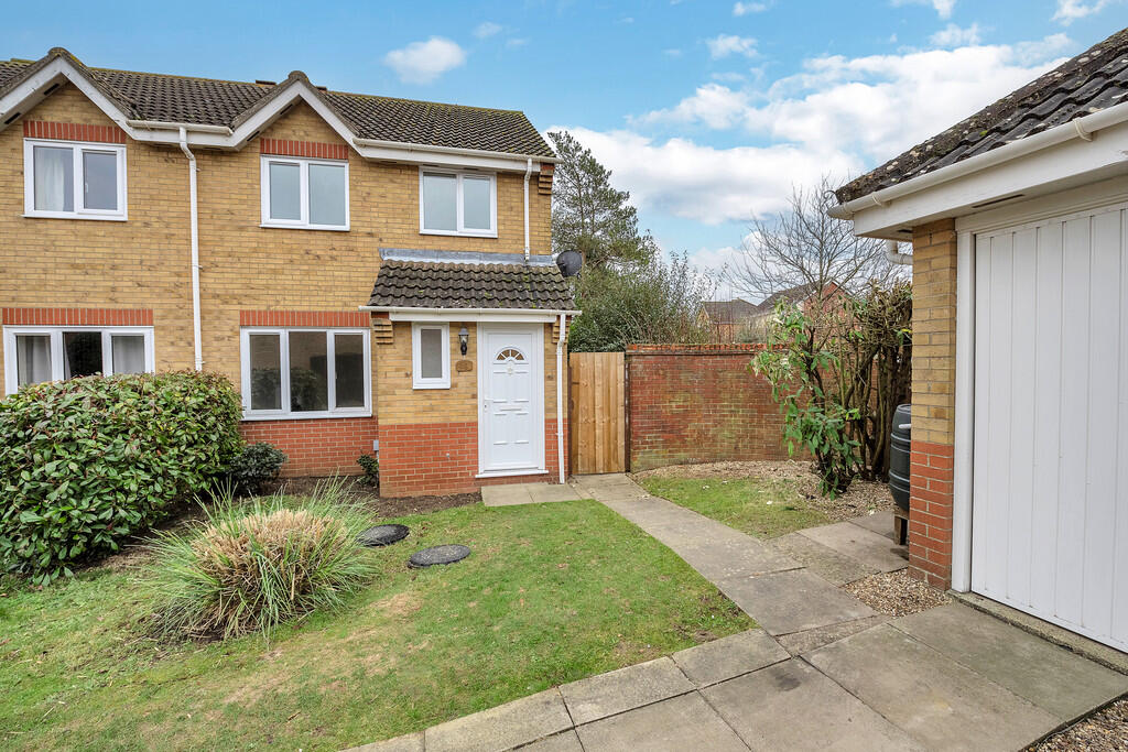 3 bed Semi Detached for rent in Bury St Edmunds. From Tennens Properties Ltd - Bury St. Edmunds 3 bed Semi Detached for rent in Bury St Edmunds. From Tennens Properties Ltd - Bury St. Edmunds