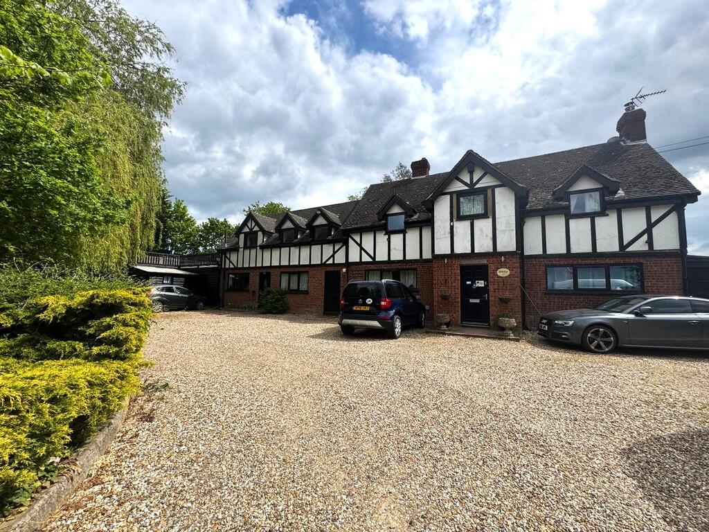 1 bed Apartment for rent in Felsham. From Tennens Properties Ltd - Bury St. Edmunds