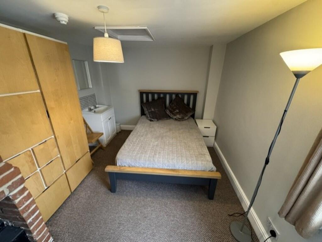1 bed Flat Share for rent in Bury St Edmunds. From Tennens Properties Ltd - Bury St. Edmunds 1 bed Flat Share for rent in Bury St Edmunds. From Tennens Properties Ltd - Bury St. Edmunds
