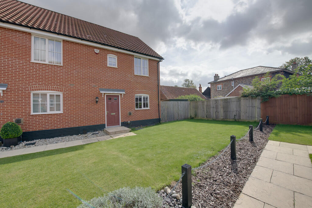 3 bed Semi Detached for rent in Barrow. From Tennens Properties Ltd - Bury St. Edmunds 3 bed Semi Detached for rent in Barrow. From Tennens Properties Ltd - Bury St. Edmunds