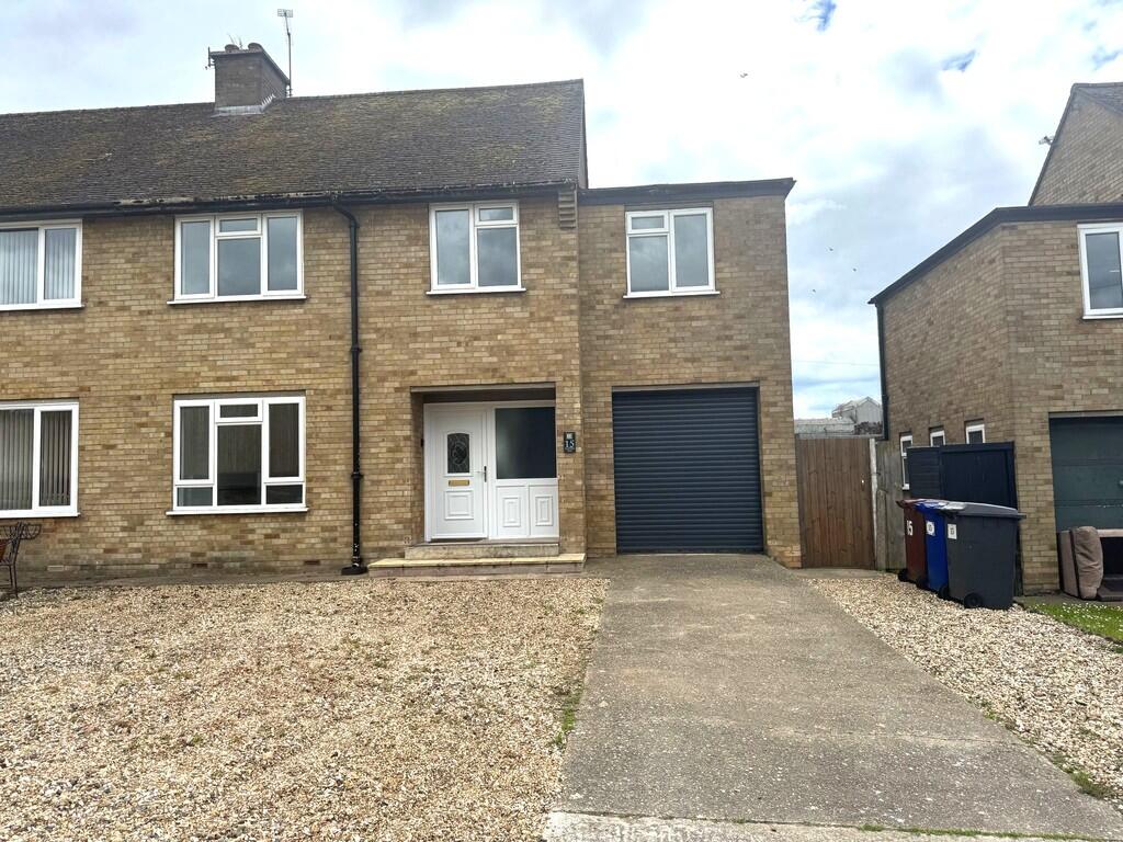 4 bed Semi Detached for rent in Bury St Edmunds. From Tennens Properties Ltd - Bury St. Edmunds 4 bed Semi Detached for rent in Bury St Edmunds. From Tennens Properties Ltd - Bury St. Edmunds