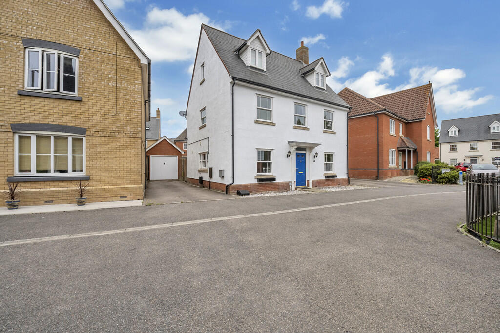 5 bed Detached for rent in Stowmarket. From Tennens Properties Ltd - Bury St. Edmunds
