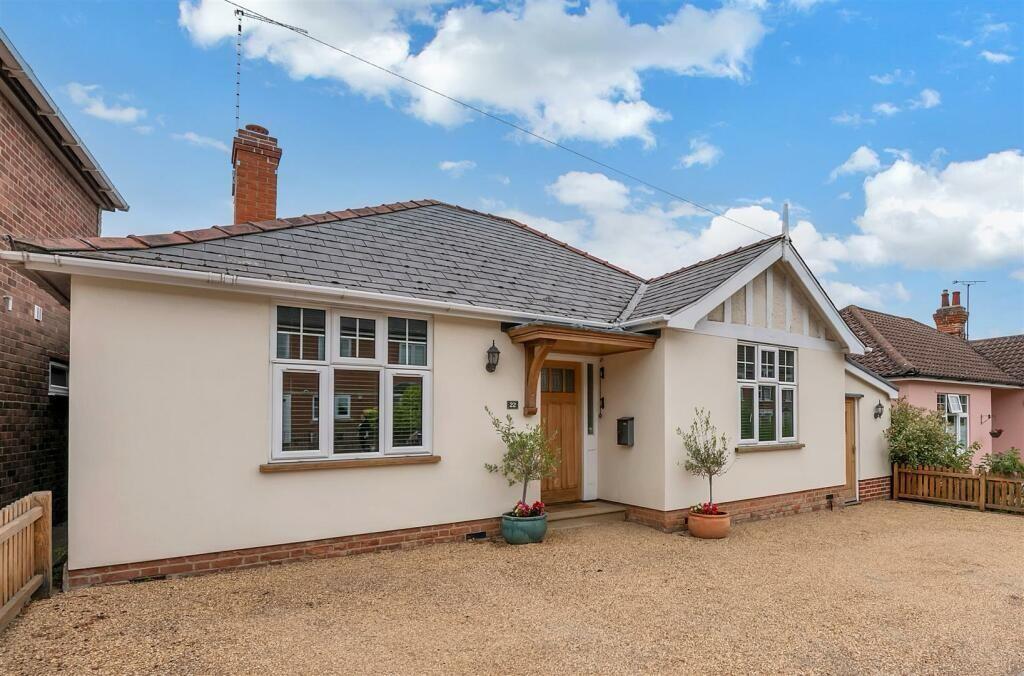 3 bed Detached bungalow for rent in Bury St Edmunds. From Tennens Properties Ltd - Bury St. Edmunds