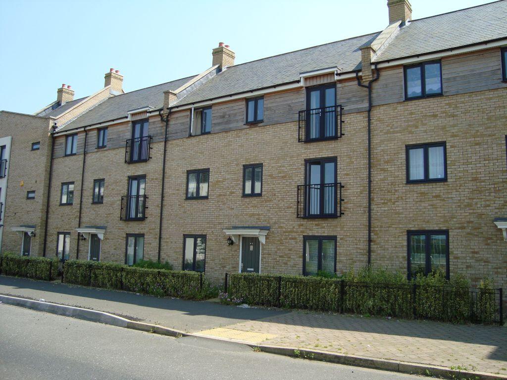 4 bed Mid Terraced House for rent in Cambridge. From Tennens Properties Ltd - Bury St. Edmunds 4 bed Mid Terraced House for rent in Cambridge. From Tennens Properties Ltd - Bury St. Edmunds