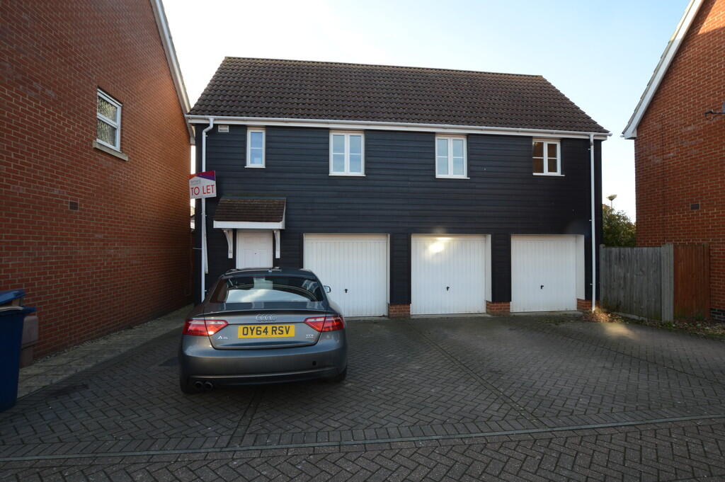 2 bed 1st Floor Flat for rent in Bury St Edmunds. From Tennens Properties Ltd - Bury St. Edmunds