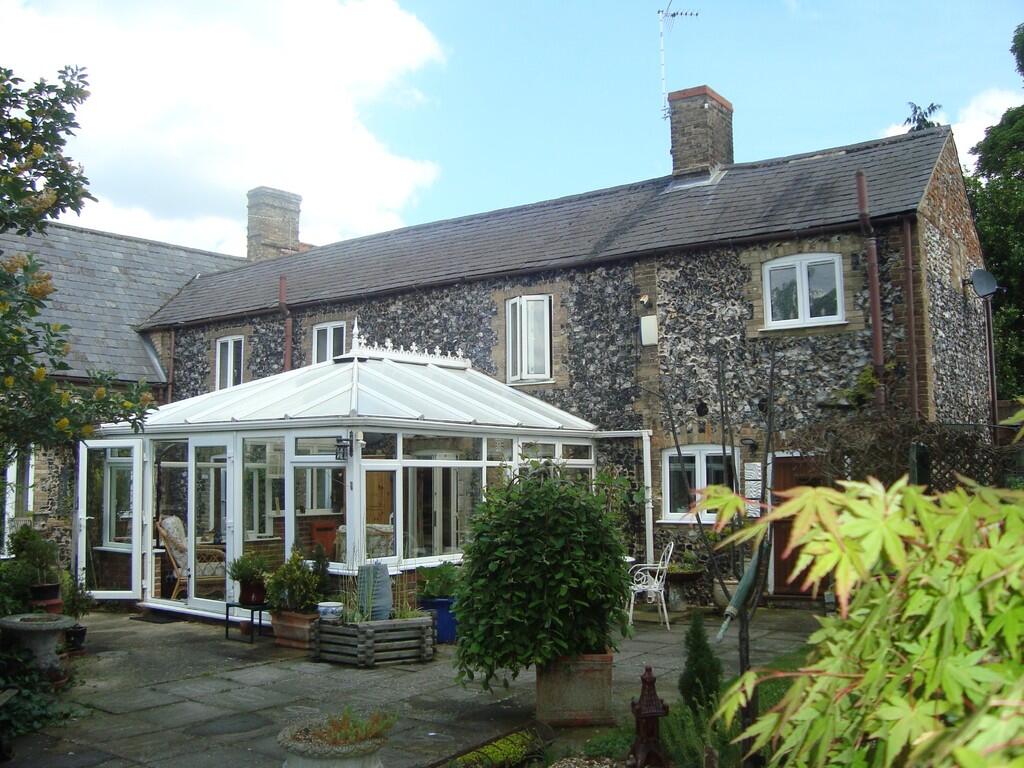 4 bed Cottage for rent in Feltwell. From Tennens Properties Ltd - Bury St. Edmunds 4 bed Cottage for rent in Feltwell. From Tennens Properties Ltd - Bury St. Edmunds