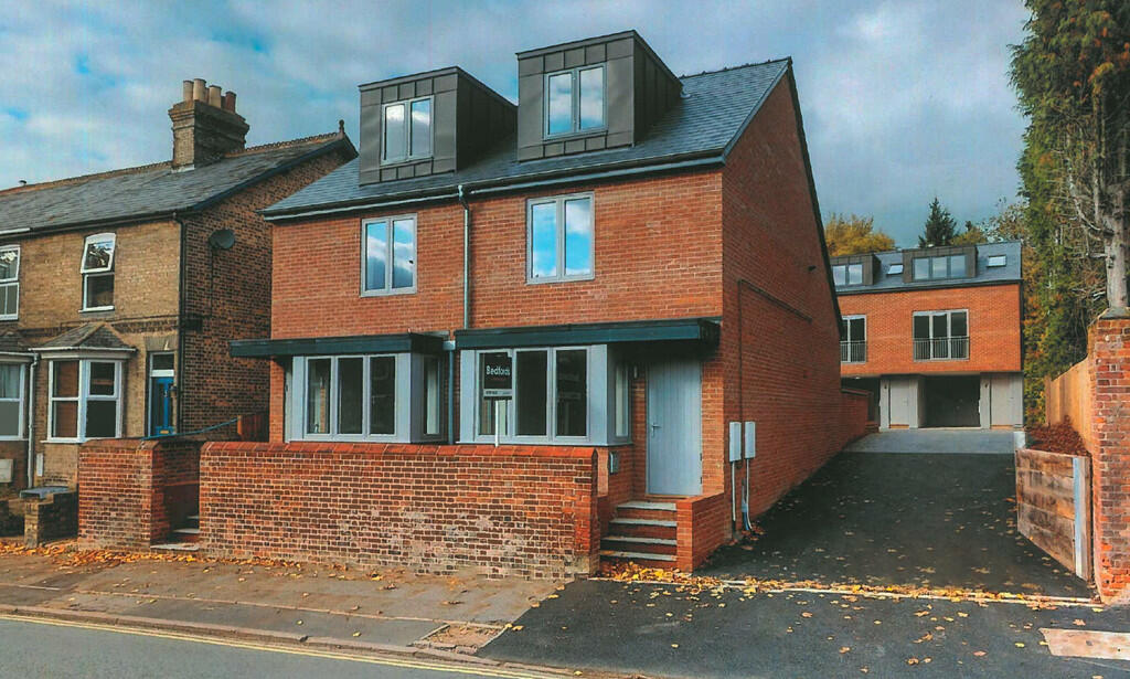 3 bed Town House for rent in Bury St Edmunds. From Tennens Properties Ltd - Bury St. Edmunds