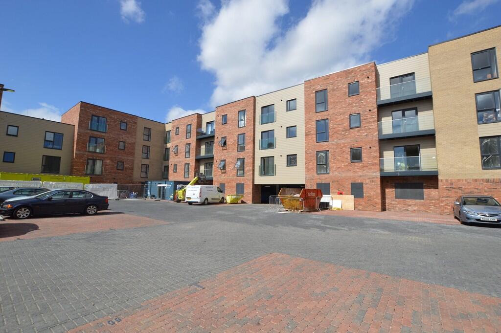 2 bed Apartment for rent in Bury St Edmunds. From Tennens Properties Ltd - Bury St. Edmunds