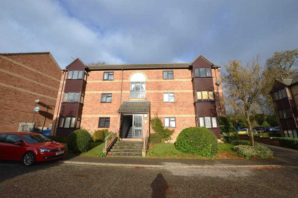 2 bed Apartment for rent in Bury St Edmunds. From Tennens Properties Ltd - Bury St. Edmunds 2 bed Apartment for rent in Bury St Edmunds. From Tennens Properties Ltd - Bury St. Edmunds