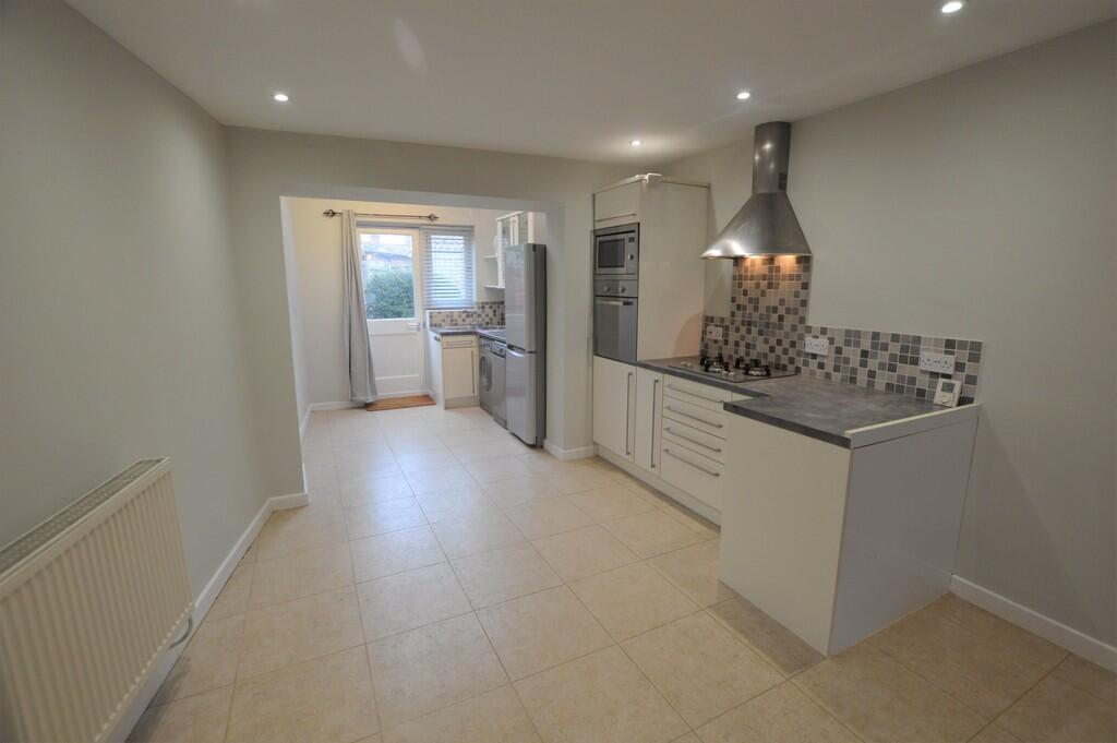 2 bed End of Terrace for rent in Bury St Edmunds. From Tennens Properties Ltd - Bury St. Edmunds 2 bed End of Terrace for rent in Bury St Edmunds. From Tennens Properties Ltd - Bury St. Edmunds