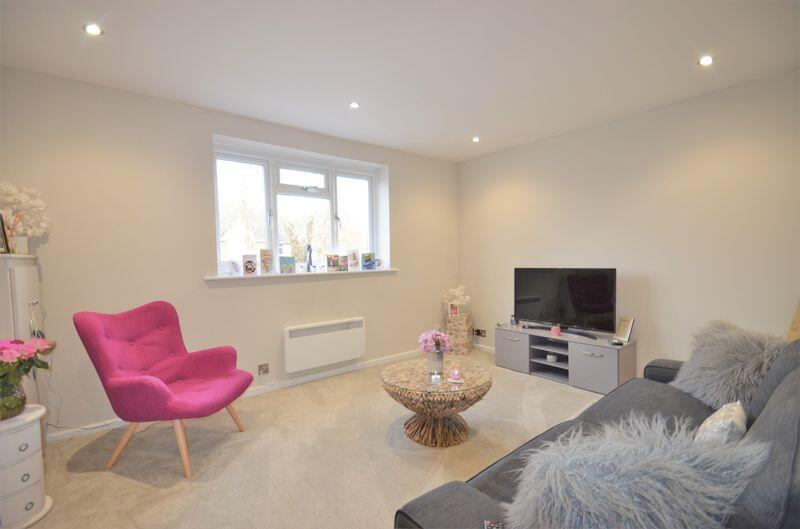 1 bed Apartment for rent in Winkton. From Denisons Estate Agents - Christchurch 1 bed Apartment for rent in Winkton. From Denisons Estate Agents - Christchurch