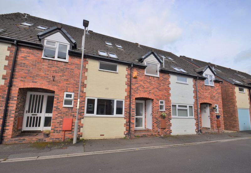 4 bed Detached for rent in Winkton. From Denisons Estate Agents - Christchurch 4 bed Detached for rent in Winkton. From Denisons Estate Agents - Christchurch