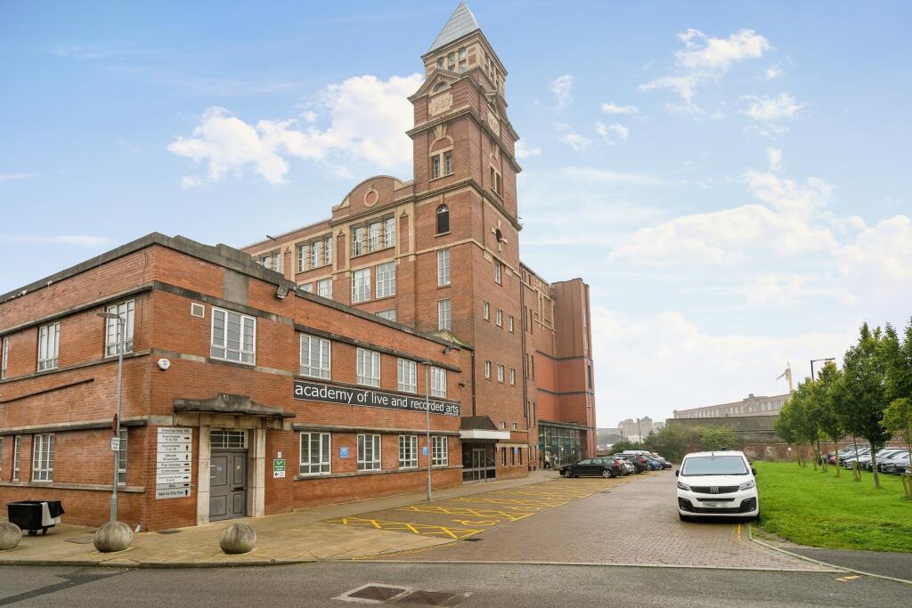 2 bed 1st Floor Flat for rent in Ince-in-Makerfield. From Belvoir - Wigan