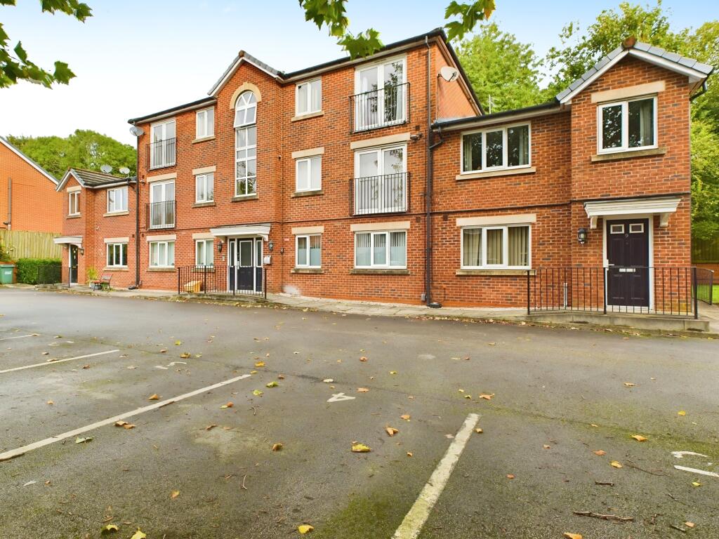 2 bed 1st Floor Flat for rent in Abram. From Belvoir - Wigan