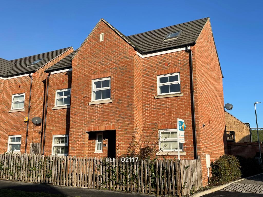 5 bed Detached for rent in Eight Ash Green. From Gallant Richardson - Colchester