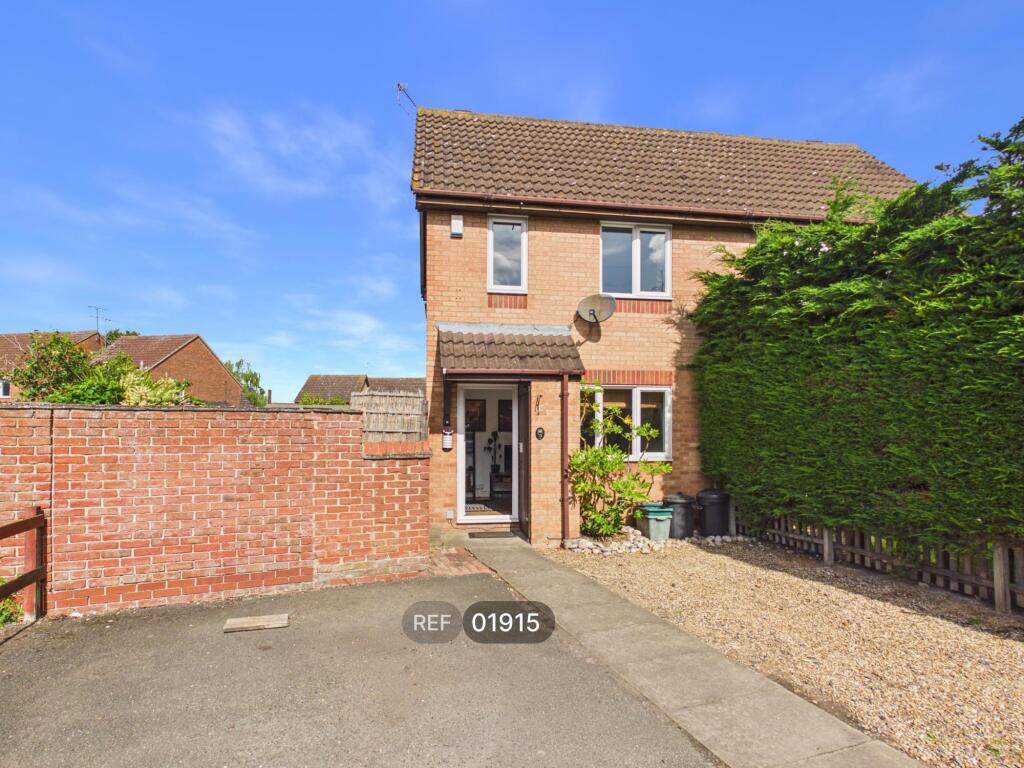 1 bed Mid Terraced House for rent in Langham. From Gallant Richardson - Colchester 1 bed Mid Terraced House for rent in Langham. From Gallant Richardson - Colchester