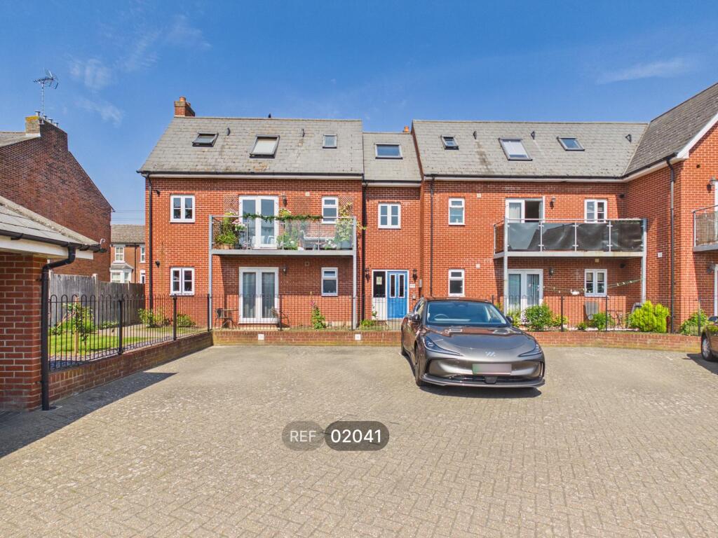 2 bed 1st Floor Flat for rent in Berechurch. From Gallant Richardson - Colchester