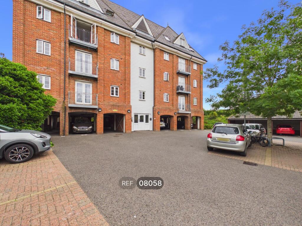 2 bed 1st Floor Flat for rent in Berechurch. From Gallant Richardson - Colchester 2 bed 1st Floor Flat for rent in Berechurch. From Gallant Richardson - Colchester