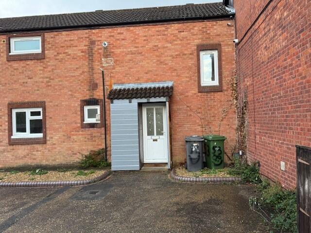 3 bed Mid Terraced House for rent in Milking Nook. From Cookes Property Management - Peterborough 3 bed Mid Terraced House for rent in Milking Nook. From Cookes Property Management - Peterborough