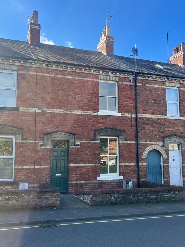 2 bed Mid Terraced House for rent in Malton. From Cundalls - Malton