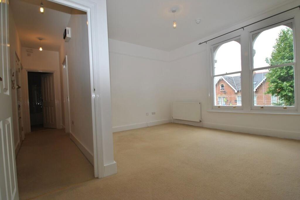 2 bed 1st Floor Flat for rent in Catford. From Burnet Ware - Herne Hill