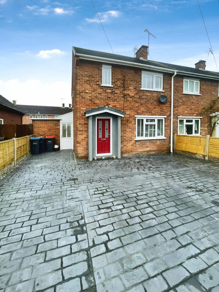 3 bed Semi-Detached House for rent in Chester. From Matthews of Chester