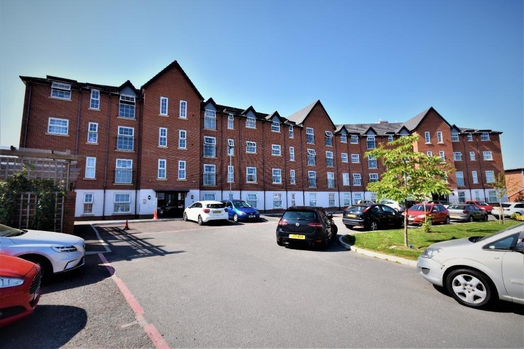 2 bed 1st Floor Flat for rent in Pentre Maelor. From Matthews of Chester - Chester