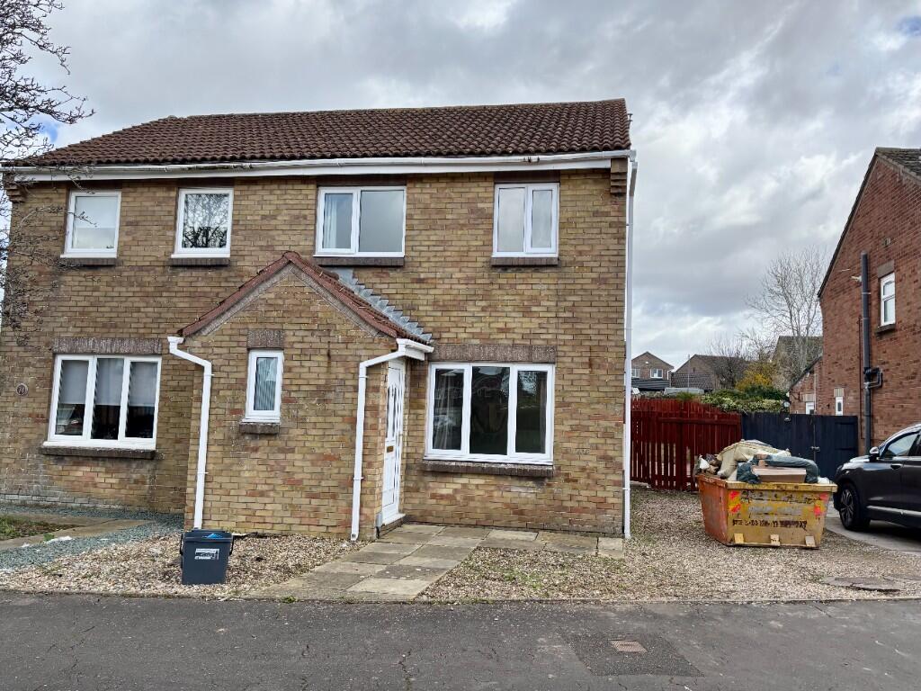 3 bed Semi Detached for rent in Font-y-gary. From Linda McClenchy Lettings Agents - Llantwit Major