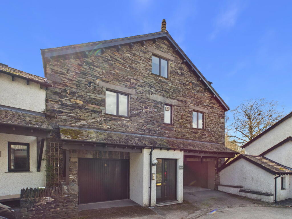 3 bed Town House for rent in Ambleside. From Matthews Benjamin - Windermere
