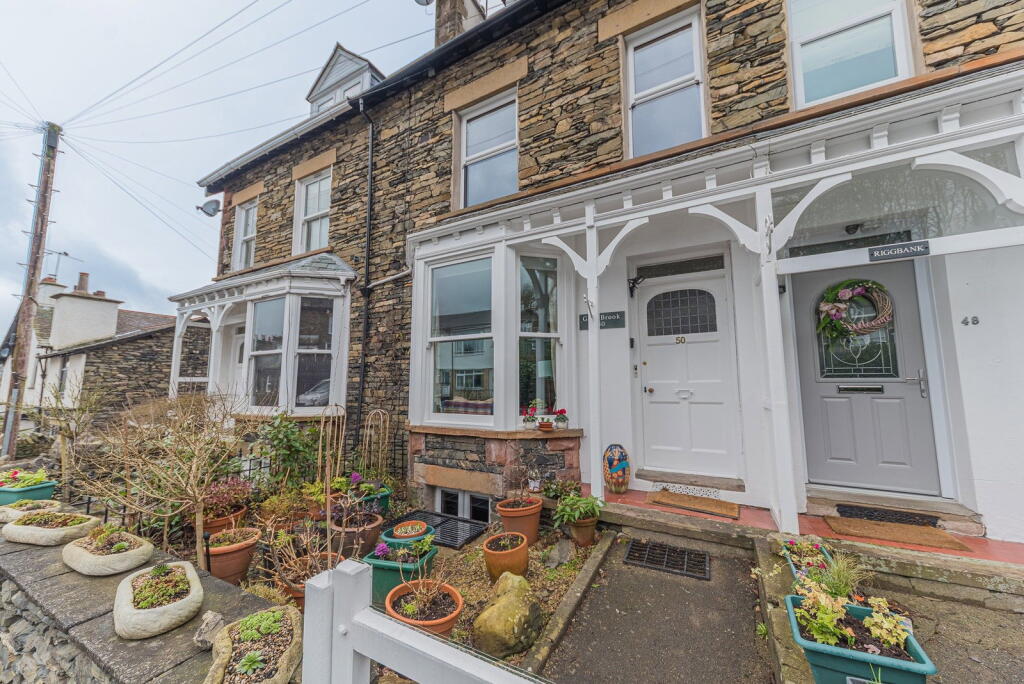 3 bed Apartment for rent in Bowness-on-Windermere. From Matthews Benjamin - Windermere 3 bed Apartment for rent in Bowness-on-Windermere. From Matthews Benjamin - Windermere