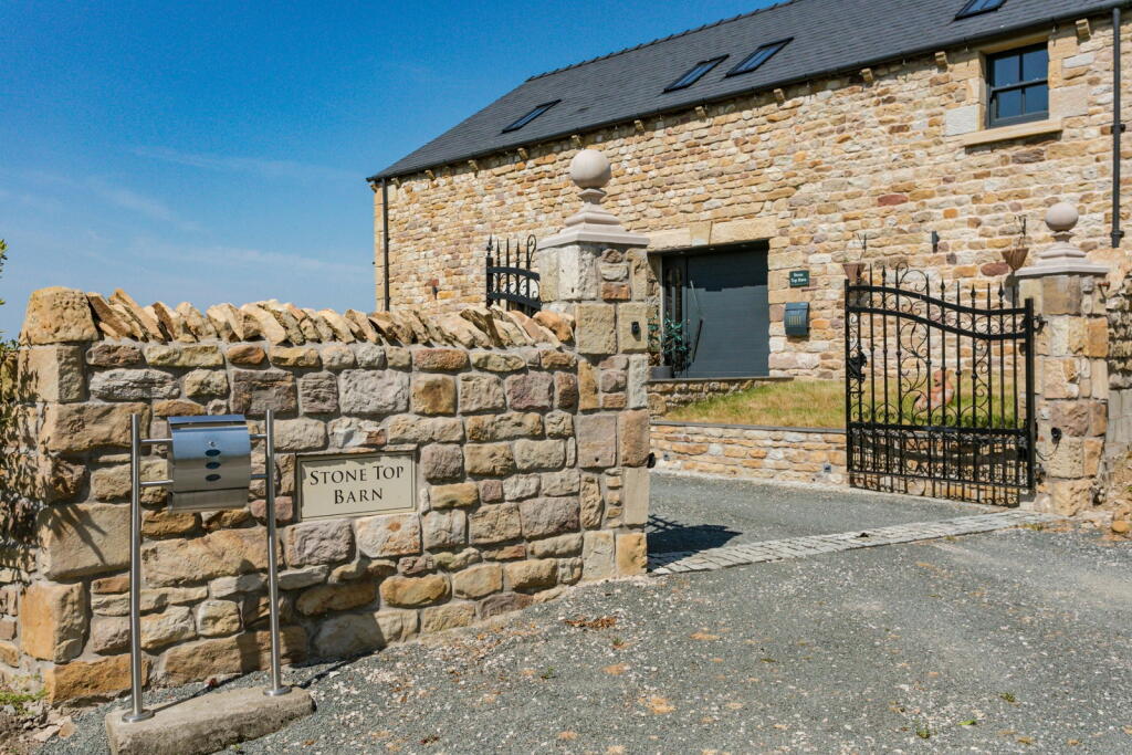 3 bed Barn Conversion for rent in Dolphinholme. From Matthews Benjamin - Windermere