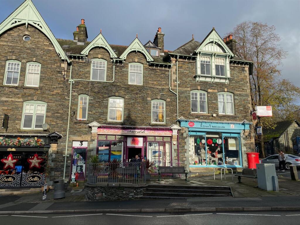 2 bed Apartment for rent in Ambleside. From Matthews Benjamin - Windermere 2 bed Apartment for rent in Ambleside. From Matthews Benjamin - Windermere