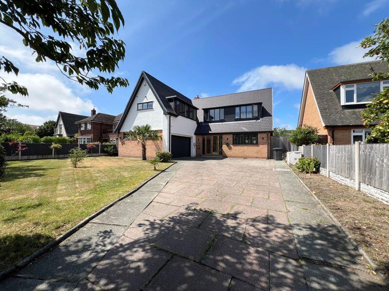 4 bed Detached for rent in Southport. From Lynn Thompson Estate/Letting Agents - Southport 4 bed Detached for rent in Southport. From Lynn Thompson Estate/Letting Agents - Southport