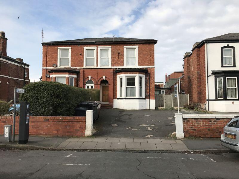 1 bed 1st Floor Flat for rent in Southport. From Lynn Thompson Estate/Letting Agents - Southport