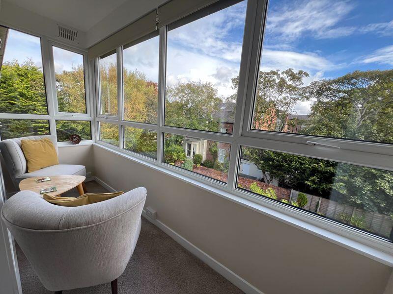 2 bed Apartment for rent in Southport. From Lynn Thompson Estate/Letting Agents - Southport 2 bed Apartment for rent in Southport. From Lynn Thompson Estate/Letting Agents - Southport