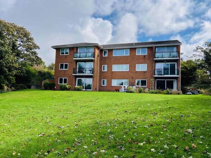 2 bed 1st Floor Flat for rent in Southport. From Lynn Thompson Estate/Letting Agents - Southport