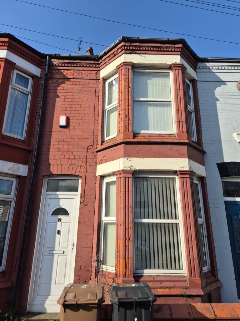 3 bed Mid Terraced House for rent in Litherland. From Lynn Thompson Estate/Letting Agents - Southport 3 bed Mid Terraced House for rent in Litherland. From Lynn Thompson Estate/Letting Agents - Southport