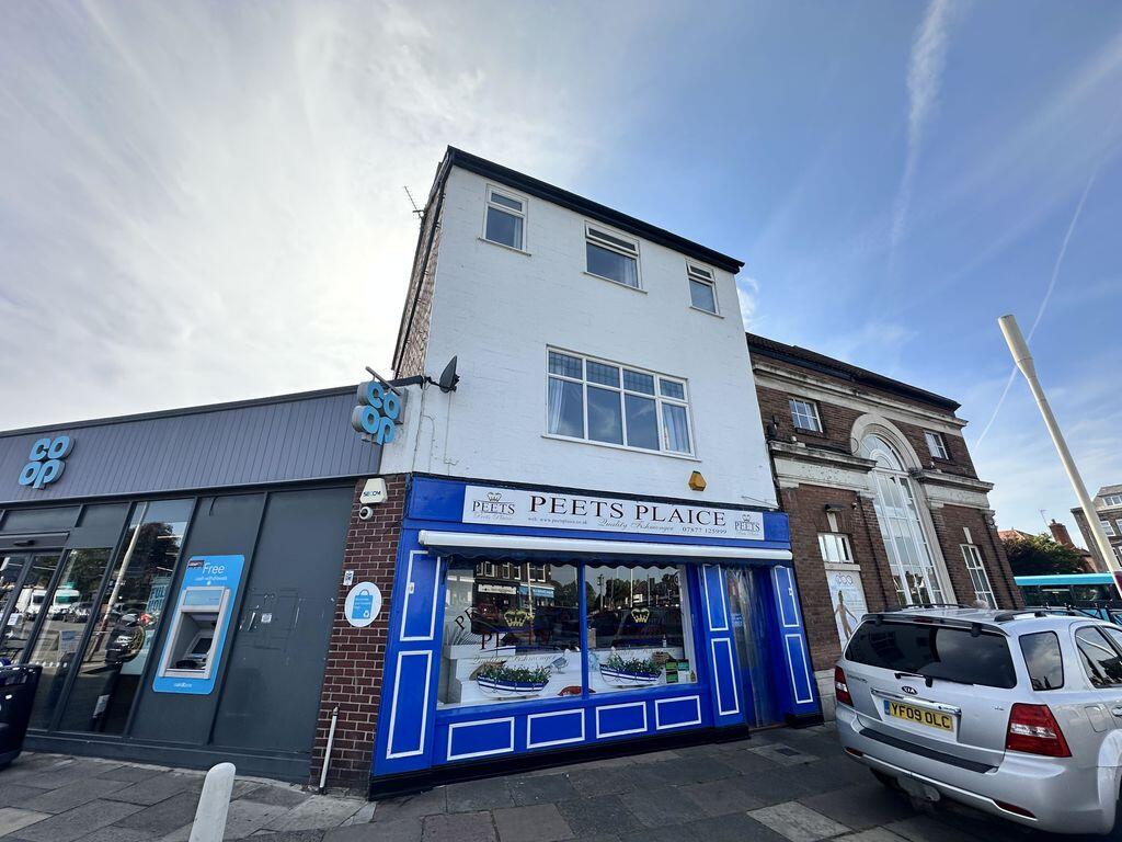 2 bed 1st Floor Flat for rent in Southport. From Lynn Thompson Estate/Letting Agents - Southport