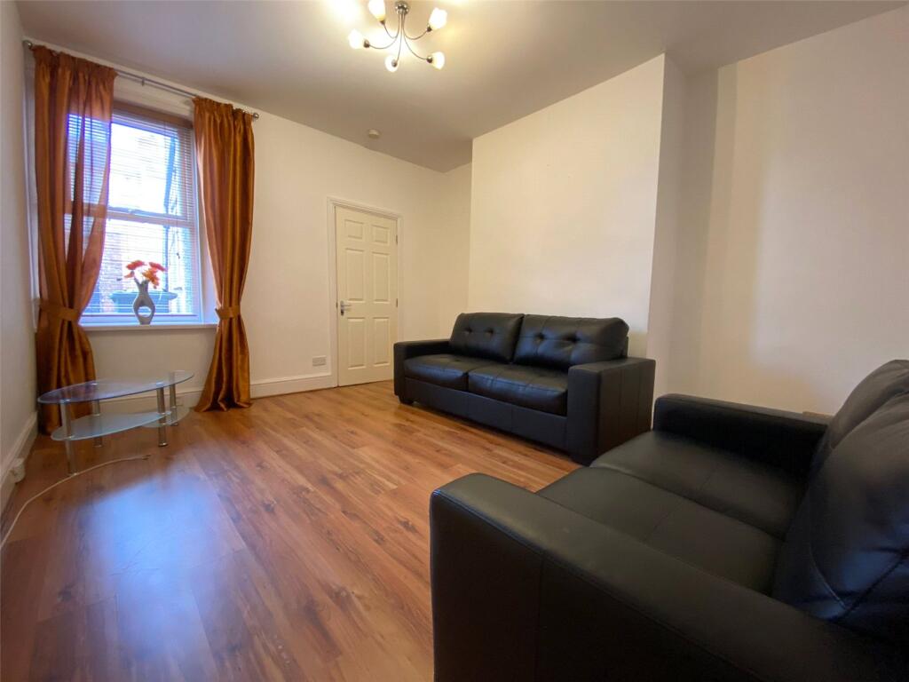 2 bed Mid Terraced House for rent in Newcastle upon Tyne. From Rhapsody Property Consultants - Jesmond